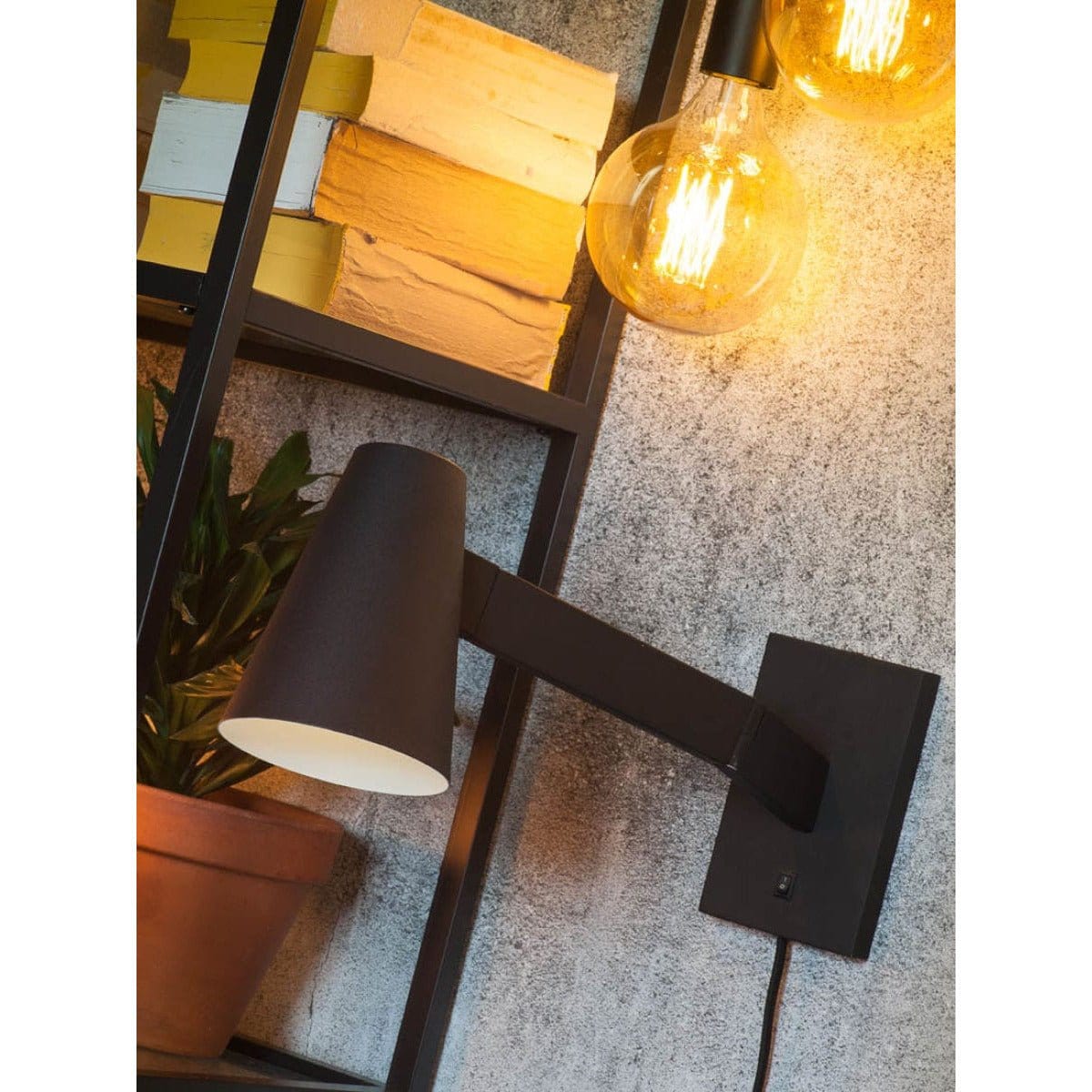It's About RoMi Wall Lights Biarritz Wall Lamp, black or white